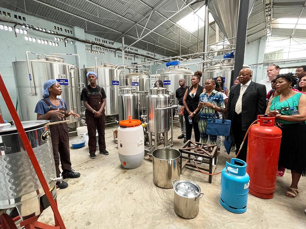 Brewery equipment,beer brewing equipment,beer equipment, Brewery equipment for sale, brewing equipment,small brewery equipment,brewhouse, fermenter,